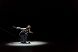 Sergey-Popov-w-roli-Hamleta-w-przedstawieniu-Polskiego-Baletu-Narodowego-Proba-Warszawa-20131001