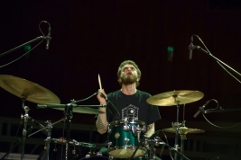 Greg-Fox-perkusja-Ex-Eye-Colin-Setson-Quartet-Jazz-Jamboree-2017-Warszawa-20171104