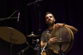 Peter-Somos-podczas-koncertu-Dima-Gorelik-Trio-na-Jazz-Jamboree-Bemowskie-Centrum-Kultury-Warszawa-2
