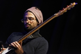 Shachar-Elnatan-podczas-koncertu-Dima-Gorelik-Trio-na-Jazz-Jamboree-2018-Bemowskie-Centrum-Kultury-2