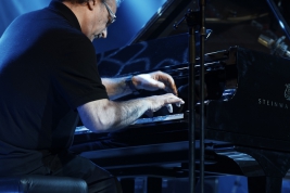 Uri-Caine-koncert-solowy-na-Jazz-Jamboree-2018-Stodola-20181028