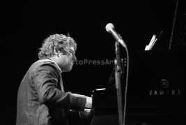 Pianista-Joey-Calderazzo-na-scenie-podczas-Warsaw-Summer-Jazz-Days-2015-Soho-Factory-Warszawa-11-lip