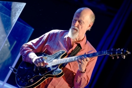 John-Scofield-na-Warsaw-Summer-Jazz-Days-2018-Stodola-20180708