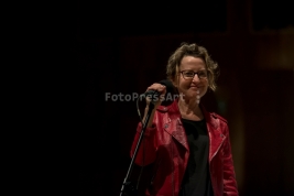 Pianistka-Myra-Melford-podczas-warszawskiego-koncertu-w-Studio-Polskiego-Radia-S1-w-Warszawie-201510