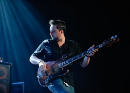 Romain-Labaye-bass-during-the-concert-of-Scott-Henderson-Trio-on-Warsaw-Summer-Jazz-Days-2019-Stodo