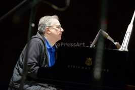 Pianista-Uri-Caine-podczas-koncertu-w-Studio-Polskiego-Radia-im-W-Lutoslawskiego-w-Warszawie-2602201