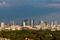Widok-La-Defense-z-tarasu-parku-w-St-Germain-en-Laye