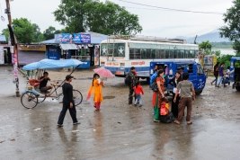 Dworzec-autobusowy-w-Nepalu
