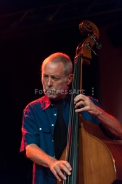 Dave-Holland-na-scenie-w-czasie-Warsaw-Summer-Jazz-Days-2014-Soho-Factory-Warszawa