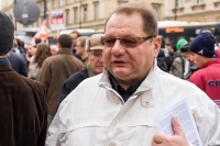 Ryszard-Kalisz-Manifestacja-przeciw-kapitalizmowi-Warszawa-Krakowskie-Przedmiescie-2011