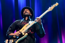 Marcus-Miller-podczas-koncertu-Tribute-to-Miles-Davis-Warszawa-2009