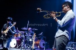 Christian-Scott-i-Marcus-Miller-podczas-koncertu-Tribute-to-Miles-Davis-Warszawa-2009