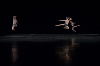 Tancerze-Polskiego-Baletu-Narodowego-podczas-przedstawienia-Kreacje-2-Warszawa-2010