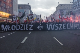 Mlodzierz-Wszechpolska-na-Marszu-Niepodleglosci-2017-w-Warszawie-20171111