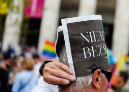 Manifestacja-Polska-Przeciwko-Przemocy-zorganizowana-przez-srodowiska-lewicowe-w-Warszawie-20190727