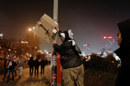 Uczestnicy-Narodowego-Marszu-Niepodleglosci-Warszawa-20181111