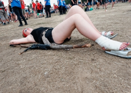 An-injured-girl-with-hand-made-crutch-at-25th-PolandRock-festival-Kostrzyn-20190801