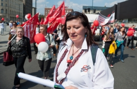 Liderka-manifestacji-anty-bankowej-Warszawa-25-kwietnia-2015