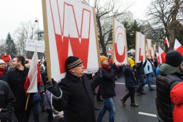 Manifestacja-KOD-w-Warszawie-20161218