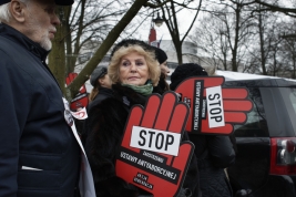 Czarny-protest-kobiet,-przeciwko-zaostrzeniu-prawa-anty-aborcyjnego-Warszawa-20180323