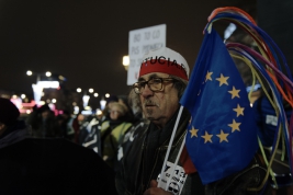 Manifestacja-13-grudnia---raz-wystarczy-Rocznica-wprowadzenia-stanu-wojennego-w-PRL-Warszawa-2018121